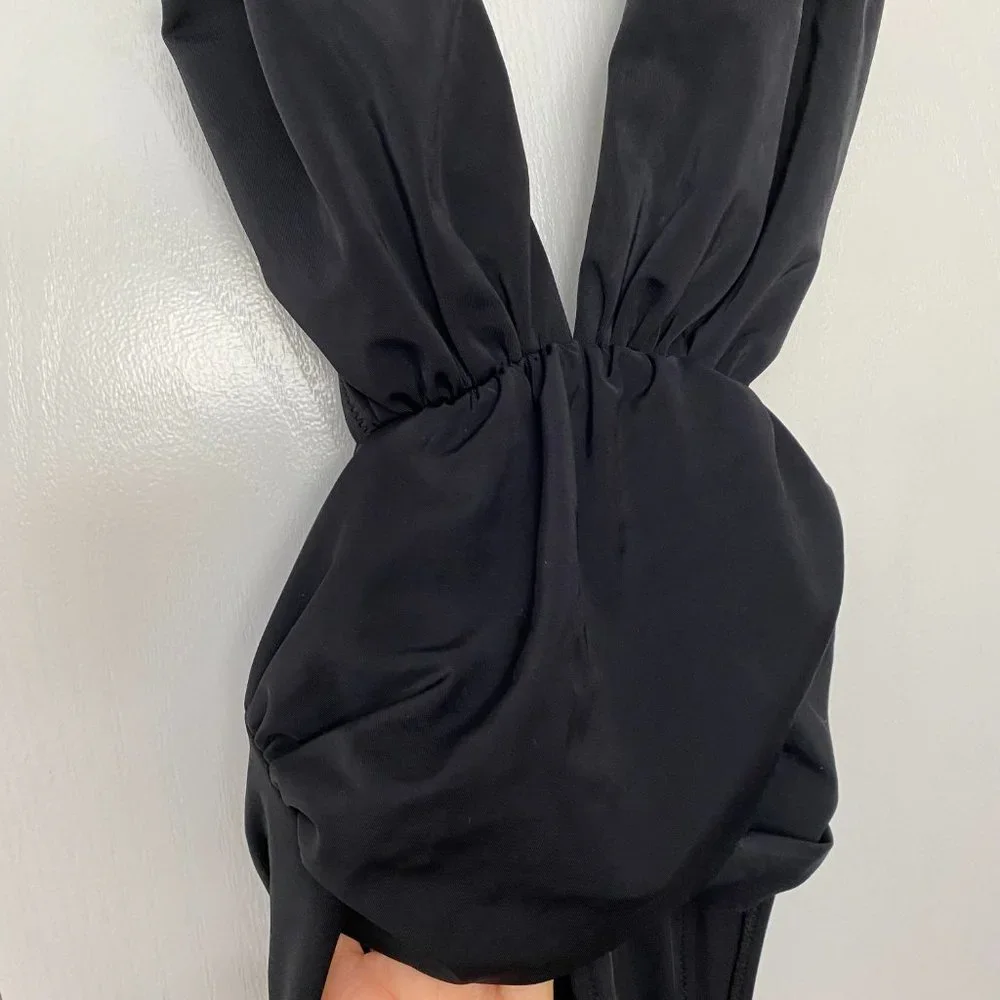 NEW oye swimwear plunge one piece swimsuit